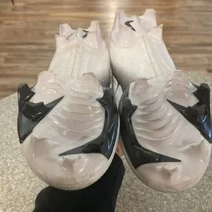Nike Vapor football Cleats//size 8//never worn or used great for turf & grass Nike | Shoes | Nike Vapor Football Cleatssize 8never Worn Or  main image 4
